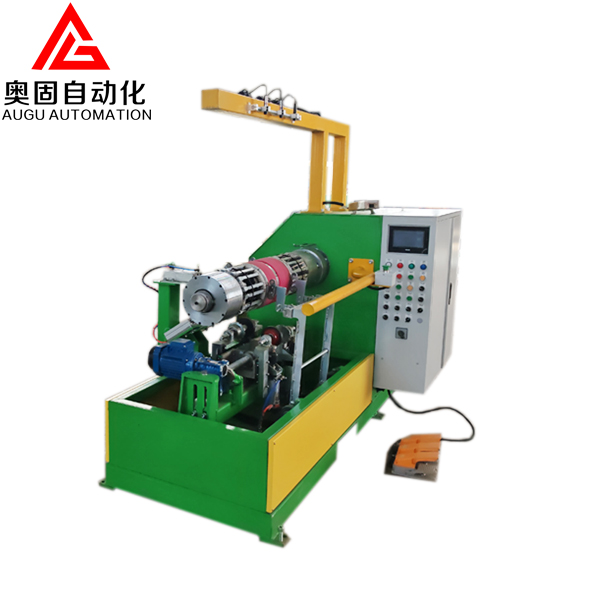 Meaisín Tógála Tire Trírothach